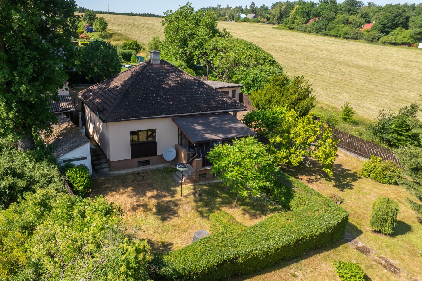 Prodej rodinného domu 3+1, Klínec, okr. Praha-západ